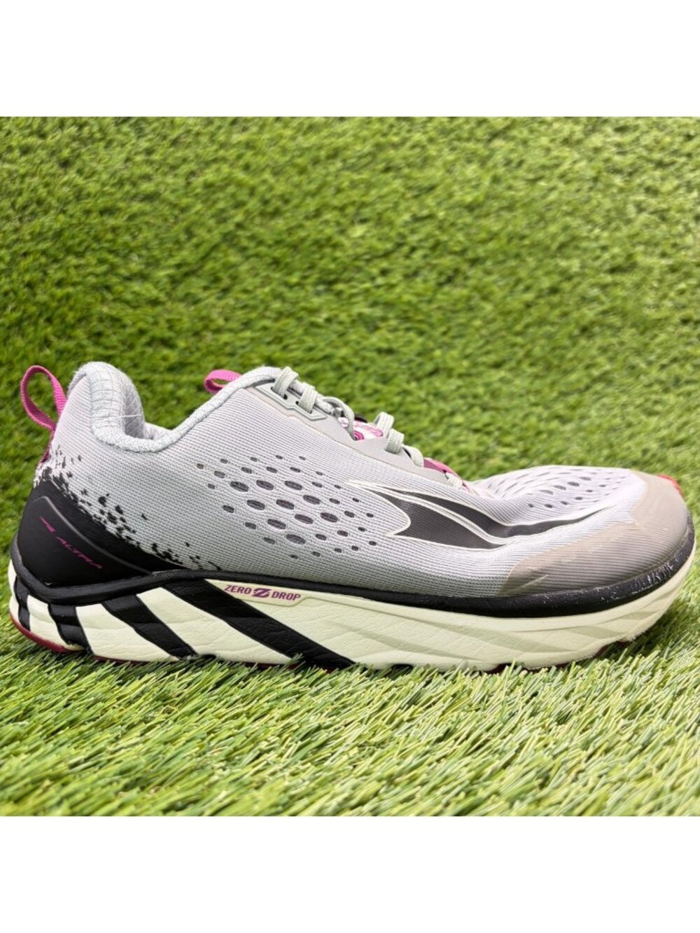 Altra Torin 4 Womens Size 9 Gray Black Purple Athletic Running Shoes Sneakers